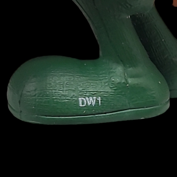 2011 MCDONALD'S HAPPY MEAL TOY "FARMER SMURF" - 3" - Picture 5 of 11